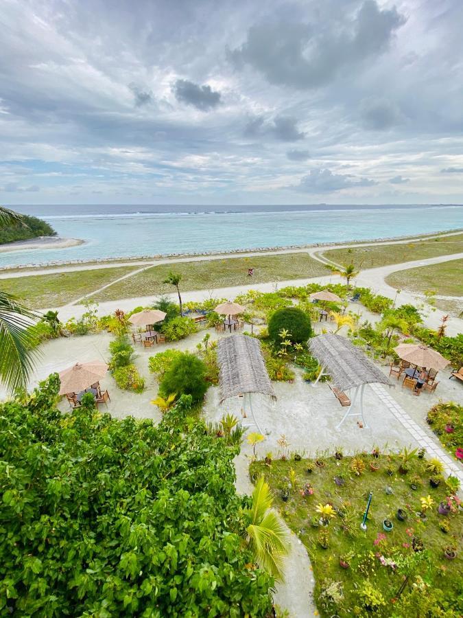 Reef Edge Hotel Thulusdhoo Buitenkant foto