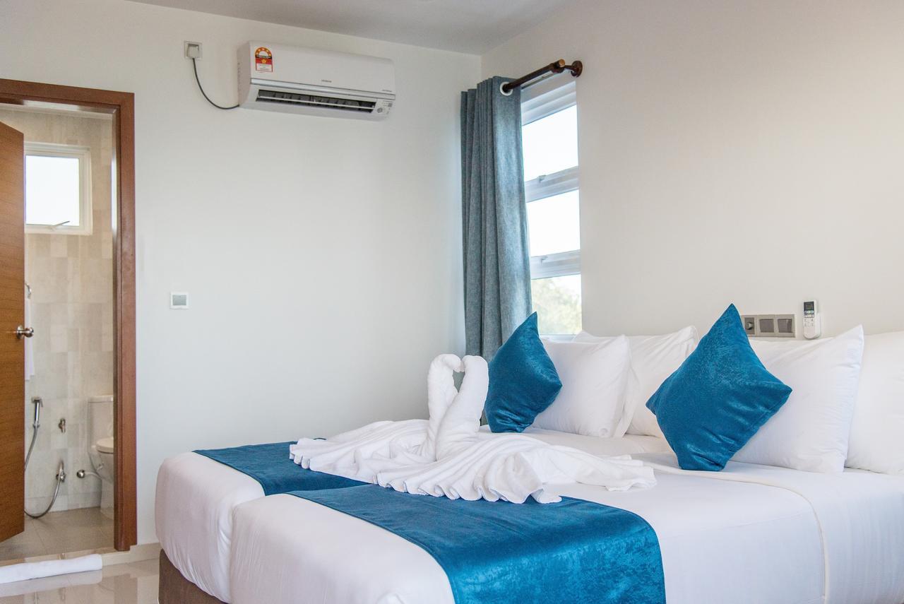 Reef Edge Hotel Thulusdhoo Buitenkant foto